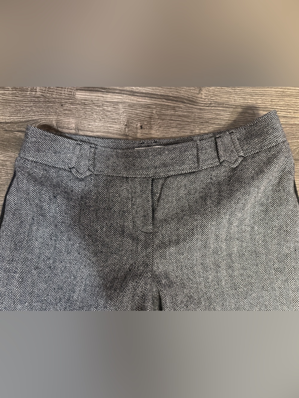 LOFT Petites Herringbone Bermuda Shorts 10P Black Sequin Side Panel Dressy - Picture 5 of 9